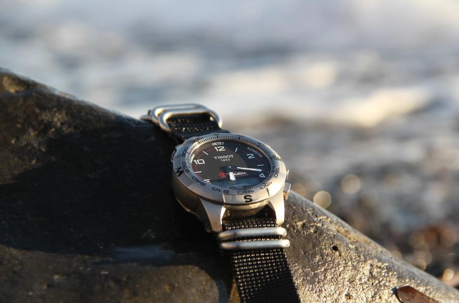 天梭鳄鱼皮手表的表带应该怎么辨识呢？