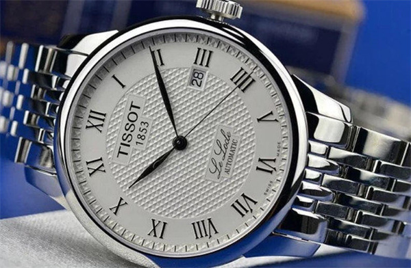 天梭手表走时不准应该咋解决