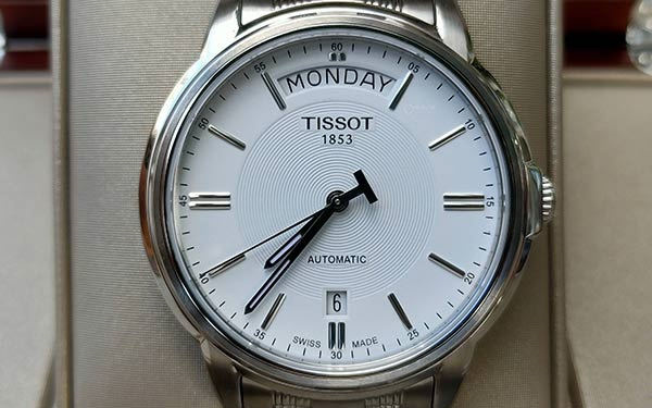 天梭腕表表壳破裂处理办法盘点